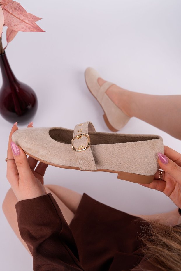 Halsey Gold Buckle Leather Women's Ballerina Shoes
