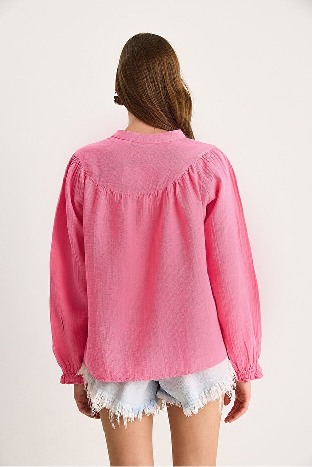 Textured V-neck button-down shirt - 6