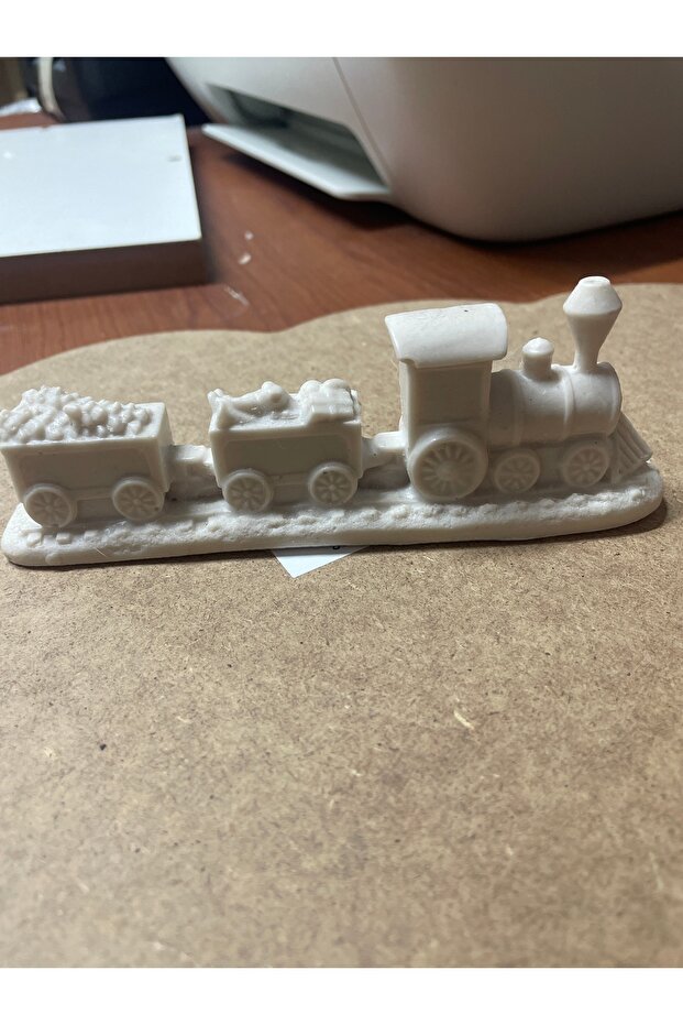 Polyester tren biblo