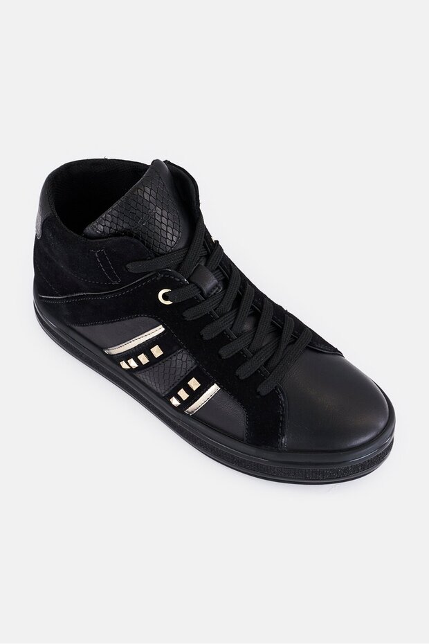Women D Leelu B Lace Up Shoes, Black