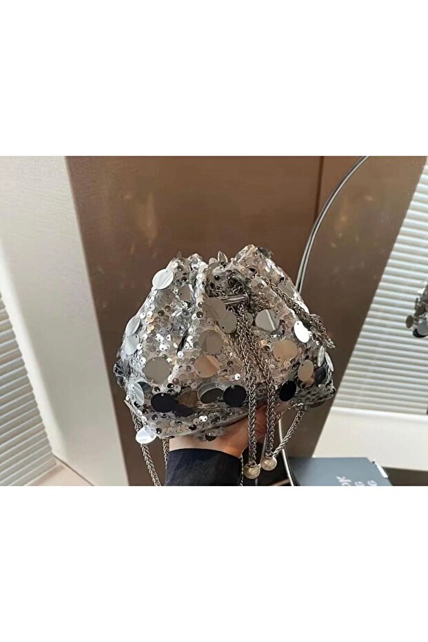 PULLU GÜMÜŞ ÇANTA - 3