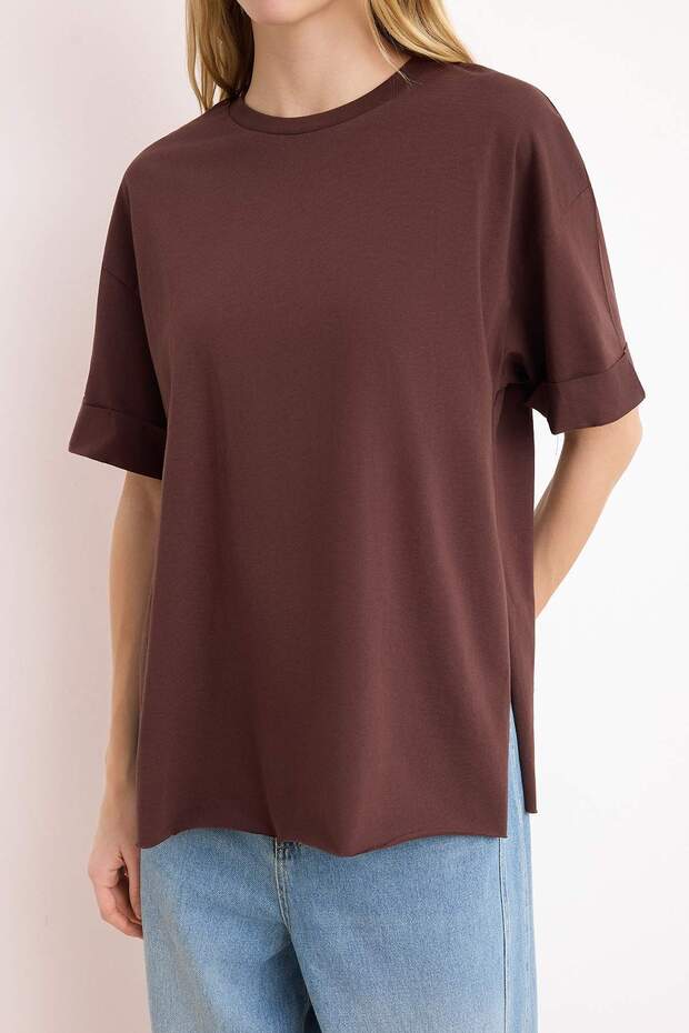 Koyu Kahverengi Çizgili Duble Kol Asimetrik Boyfriend Örme T-Shirt TWOSS20TS0828 - 3