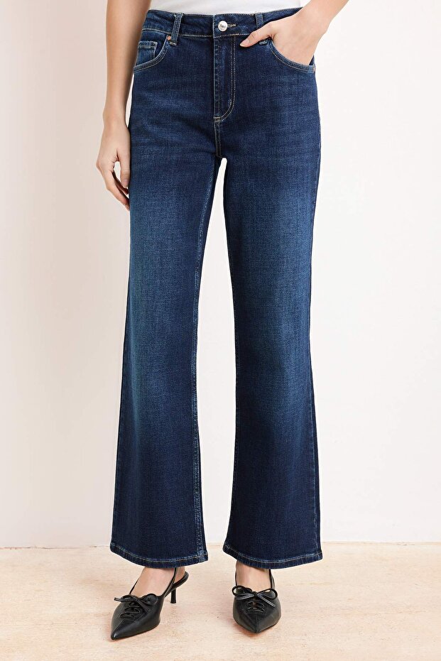 Premium Koyu Mavi Özel Kumaş Yüksek Bel Orta Esnek Straight Düz Kesim Jeans TWOSS26JE00147 - 8