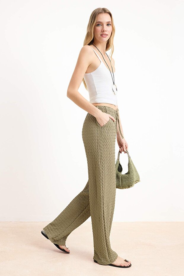 Haki Wide Leg/Geniş Paça Lastikli Yazlık Uzun Dokulu Örme Pantolon TWOSS26PL00121 - 3