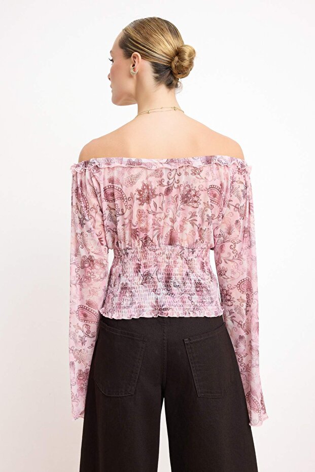 Çok Renkli Şal Desen Boho Chic Vücuda Oturan Havuz Yaka Gipeli Crop Tül Örme Bluz TWOSS26BZ00146 - 4
