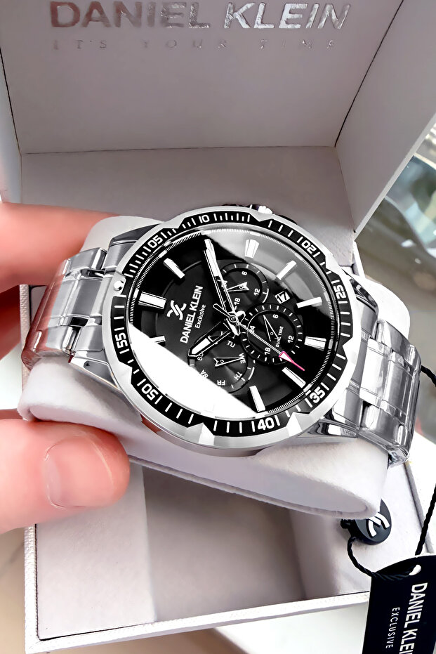 Exclusive Men's Wristwatch Waterproof Stainless Silver Color Steel Band - Dke2143C2