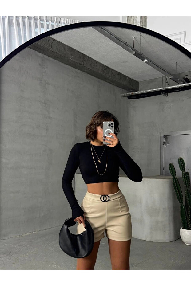 Tokalı Deri Şort - 7