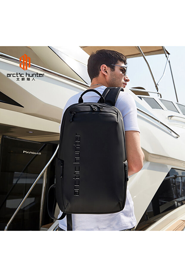 Laptop Backpack with Tablet Compartment - 3