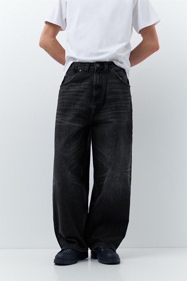 İşlemeli süper bol kesim jean - 2