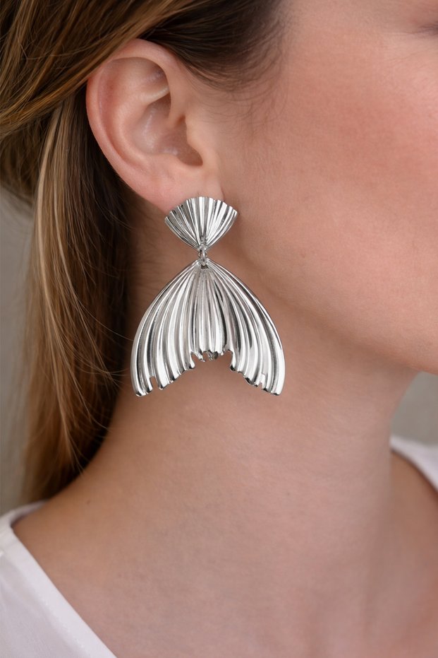 Silver Color Serrated Dangle Oval Earrings (Size: 4 cm)