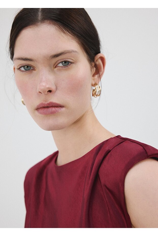 Vatkalı saten elbise - 6