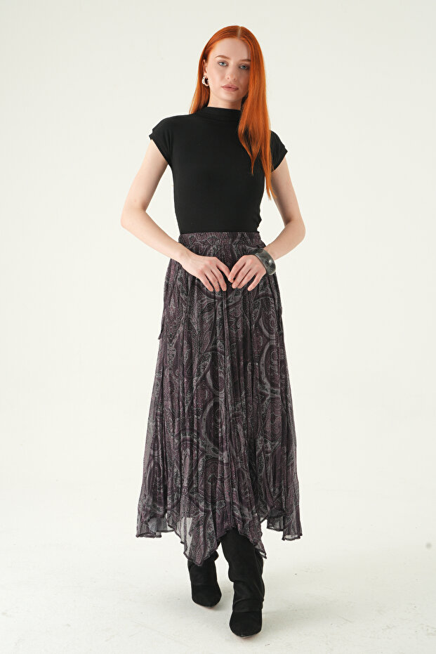 Plum Overlock Pattern Skirt 8461A - 2
