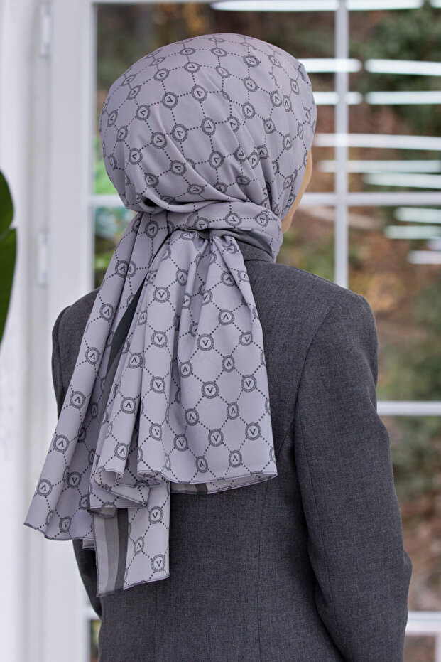 Luxurious Medina Silk - Gray Monogram Pattern, 75X195 Non-Dirty Shawl Moss Crepe Sewing Type - Italian Sewing