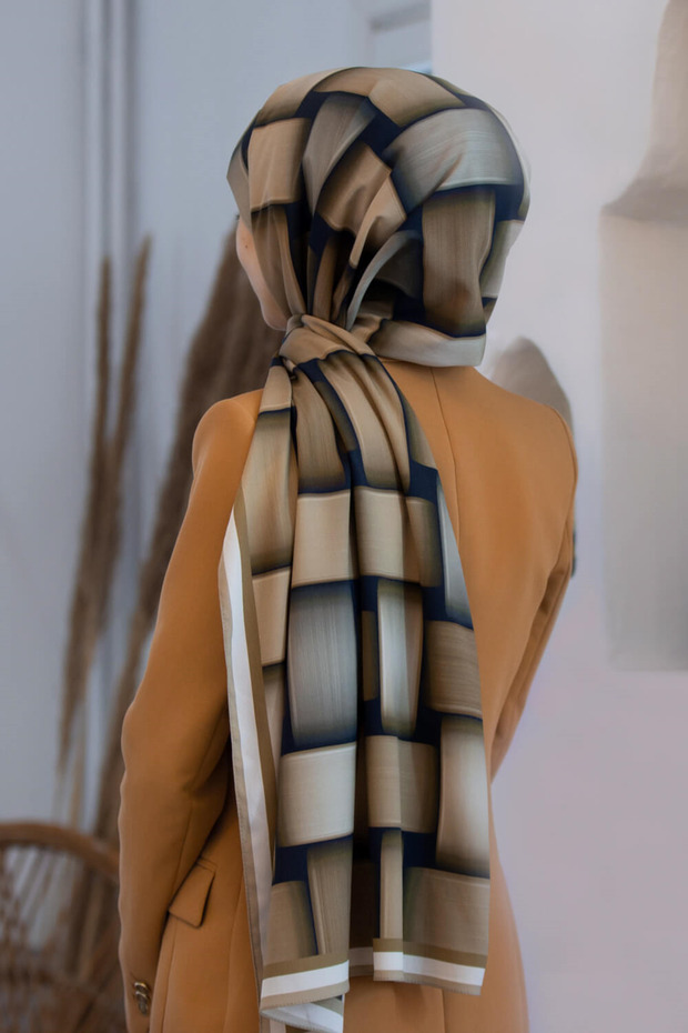 Women's Luxury Medina Silk Shawl Gray-3