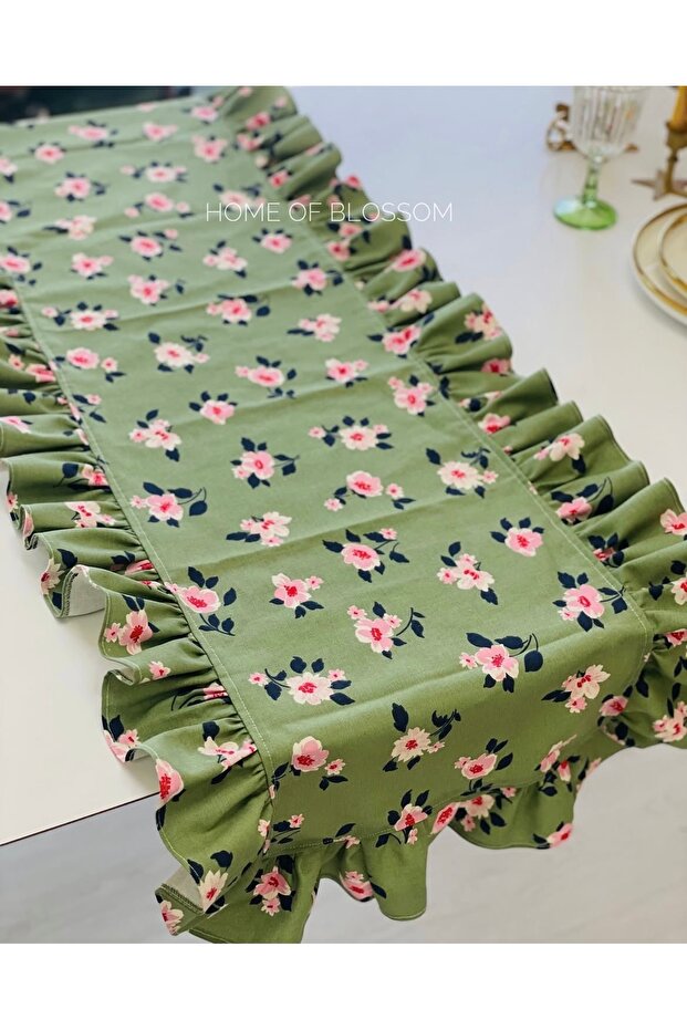 40*120 cm Green Floral Duck Fabric Runner