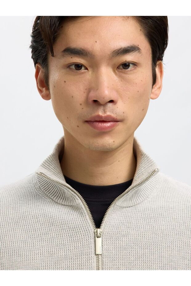 Pullover mit halbem Reißverschluss - 5