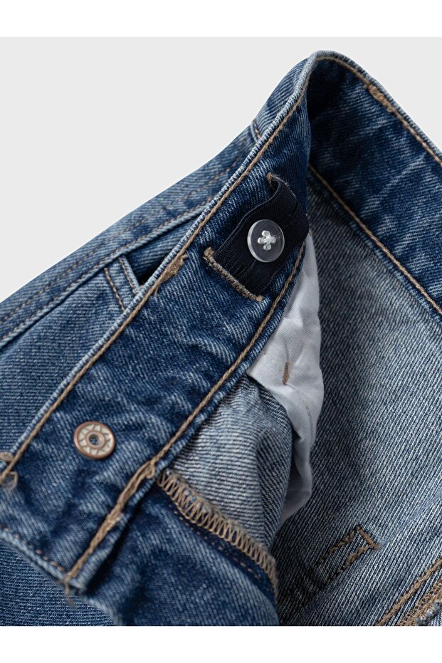 Gerade geschnittene Jeans - 4