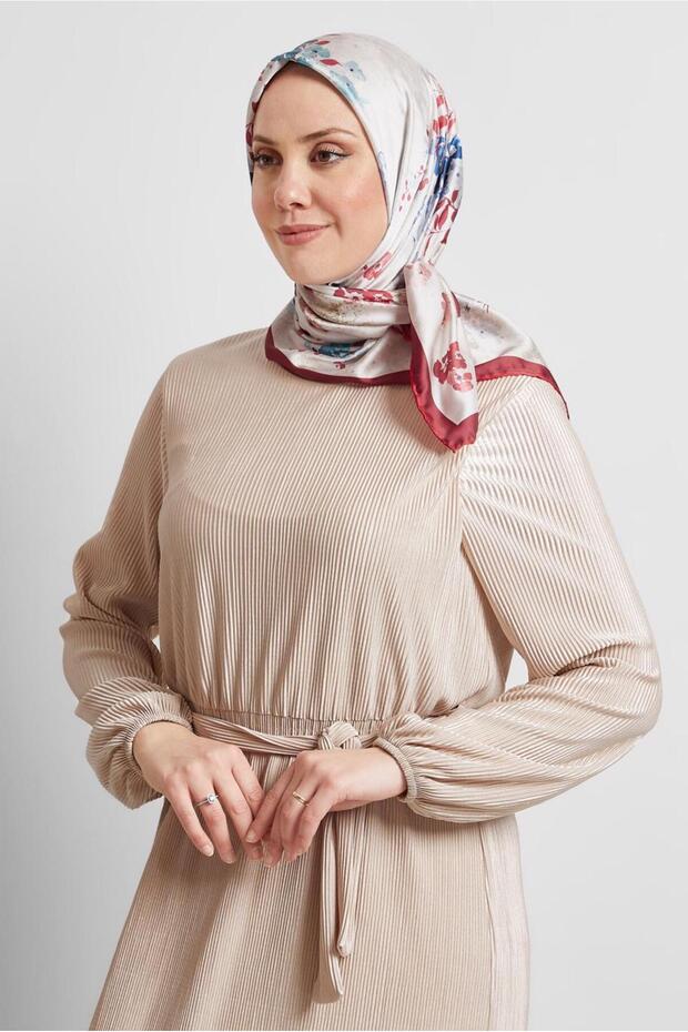 ألفينا وشاح منقوش 8523