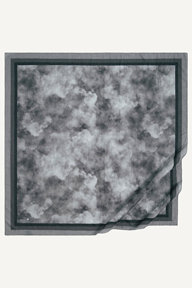 وشاح كراش بنمط السحابة السوداء - 2