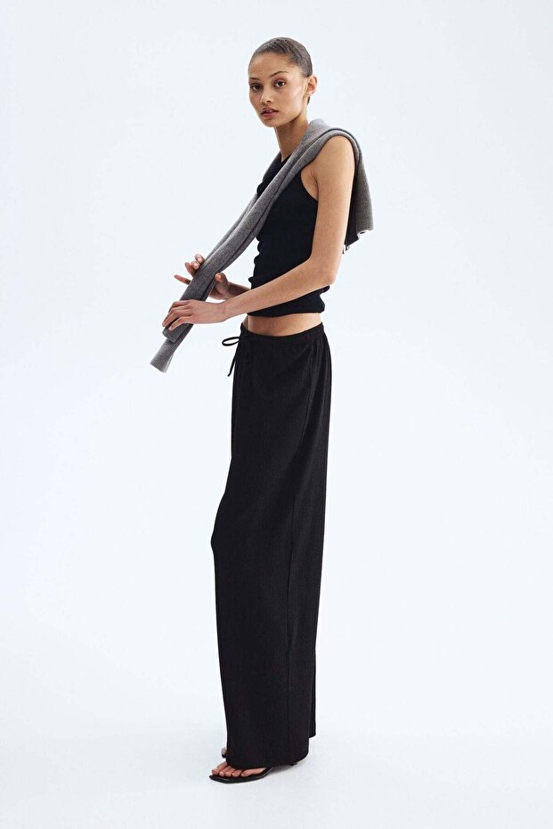 Wide pull-on trousers