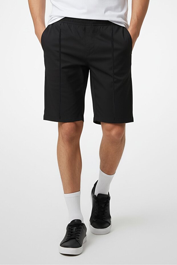 شورت رجالي أساسي مطرز بشعار، أسود - 2