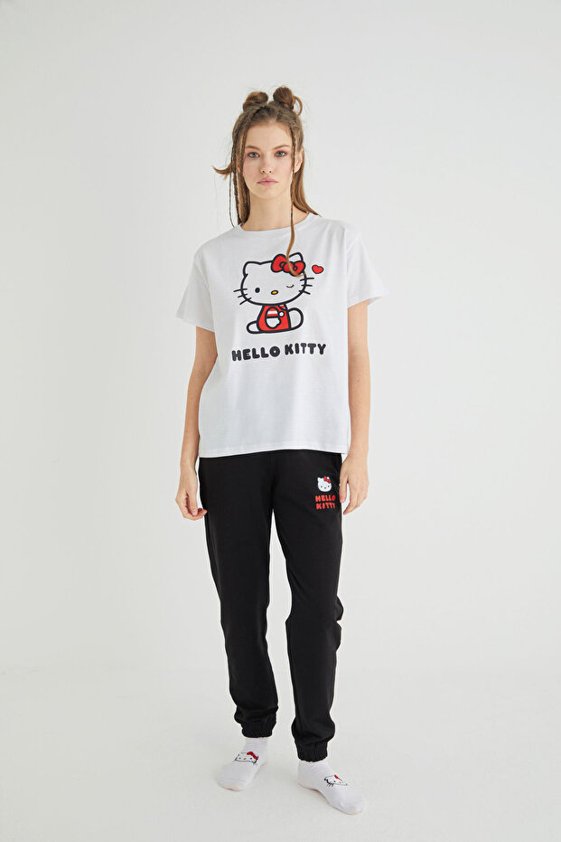 Licensed Printed Basic T-Shirt Relaxed Cotton - 4