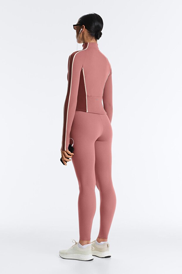 سترة تقنية خفيفة ودافئة - 6