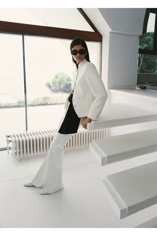 Mücevher düğmeli hakim yakalı ceket - 2