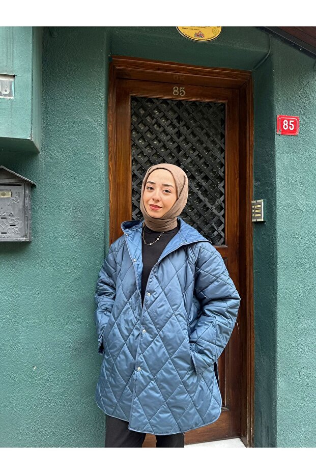 Oversize Kapüşonlu Kadın Kapitone Mont - 4