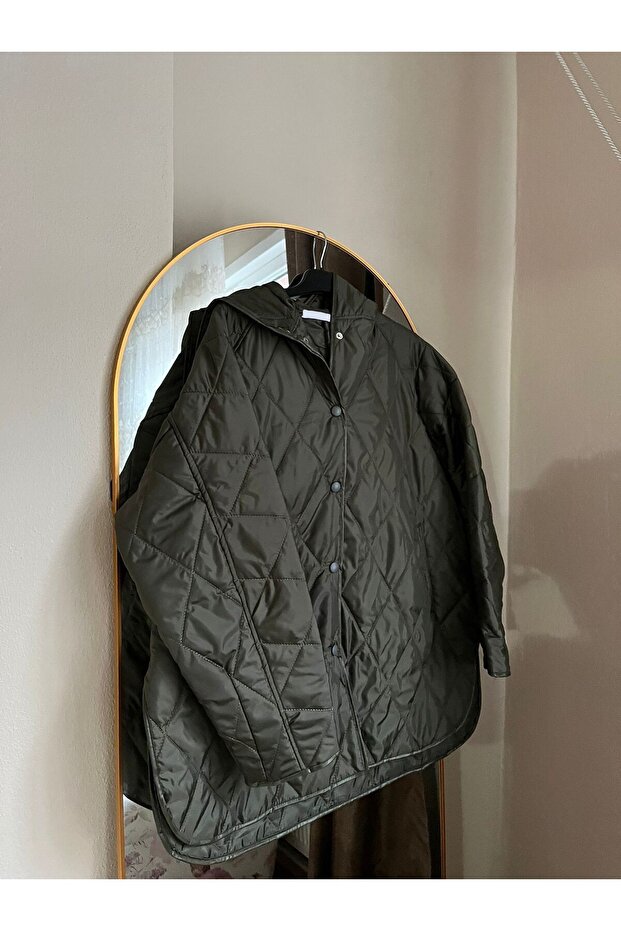 Oversize Kapüşonlu Kadın Kapitone Mont - 9