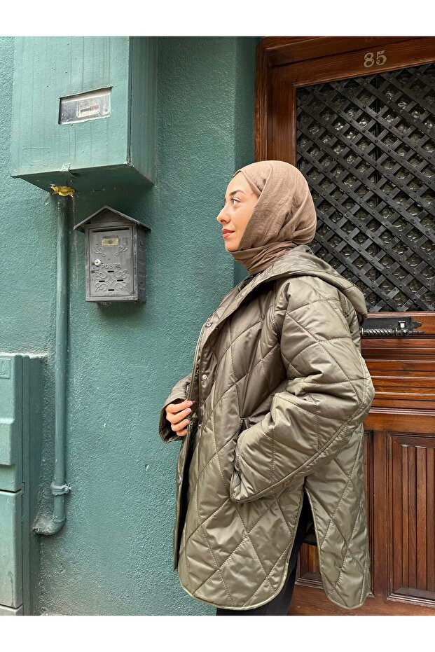 Oversize Kapüşonlu Kadın Kapitone Mont - 4