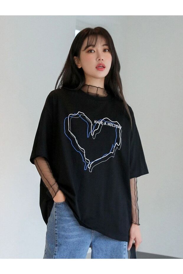 Have A Holiday T-shirt - Black, Printed, Crew Neck, Oversize, Short Sleeve, Loose