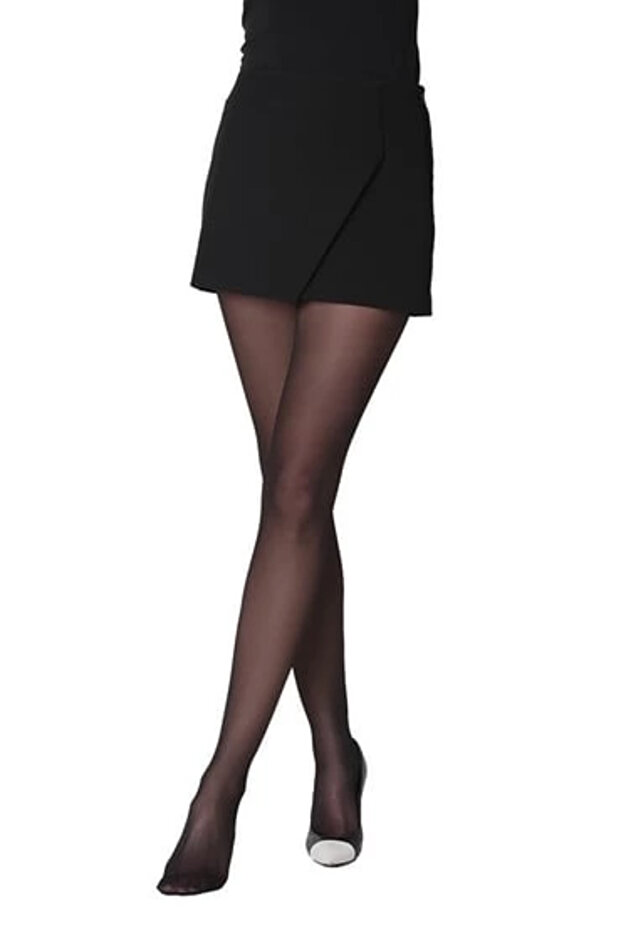 Daymod Elite Matte 40 Den Pantyhose