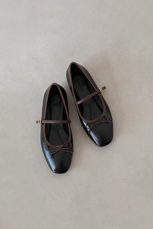 Maxy Women's Bow Detail Wrinkled Leather Ballerinas Black