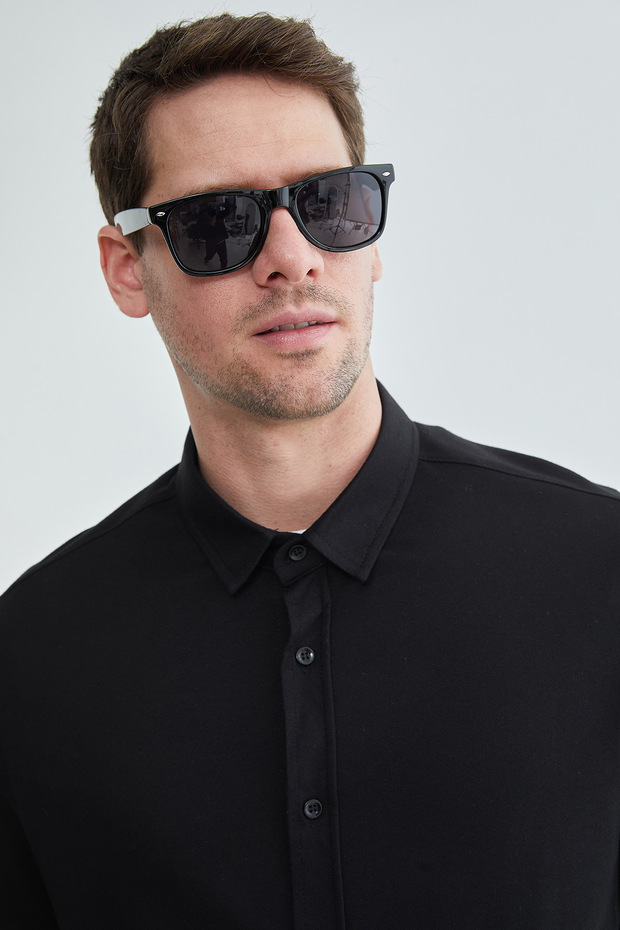 قميص بأكمام قصيرة وأزرار أساسية - 5