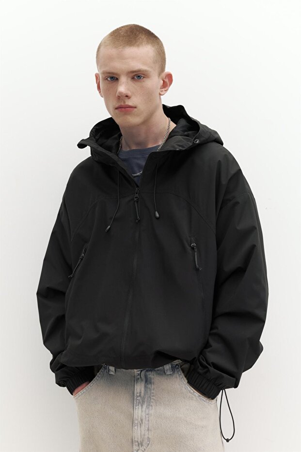 Kapüşonlu hafif yağmurluk - 1