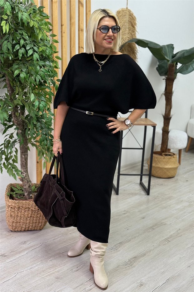 Black Boat Neck Bat Sleeve Knitwear Dress with Belt at the Waist