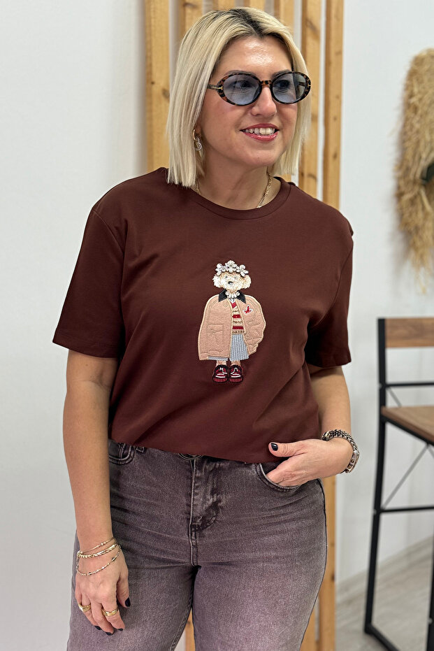 تيشيرت قطني أساسي مطبوع عليه صورة حجر القهوة - 1