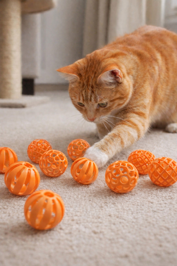 Set of 10 Moving and Sound Play Balls