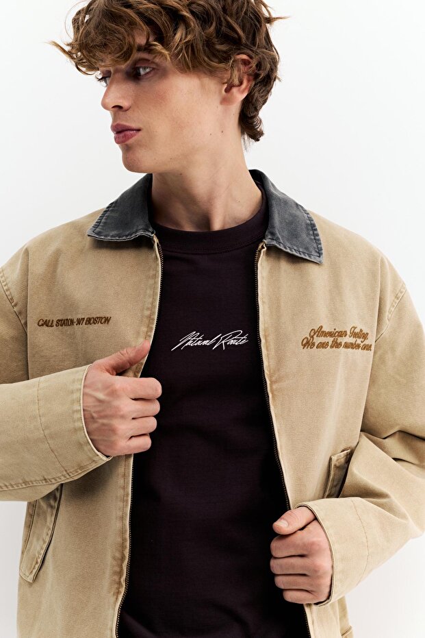 Kontrast yakalı nakışlı ceket - 7