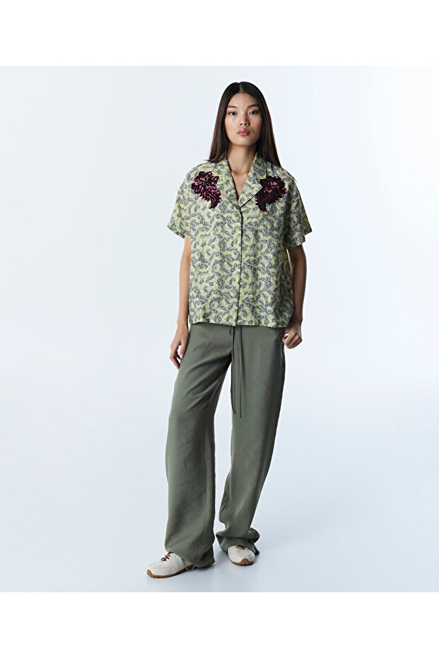 PAYET İŞLEMELİ GÖMLEK - 2