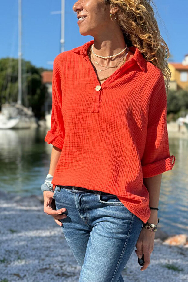 Coral Half-Patched Ornamental Buttoned Cotton Loose Woven Blouse 65 55