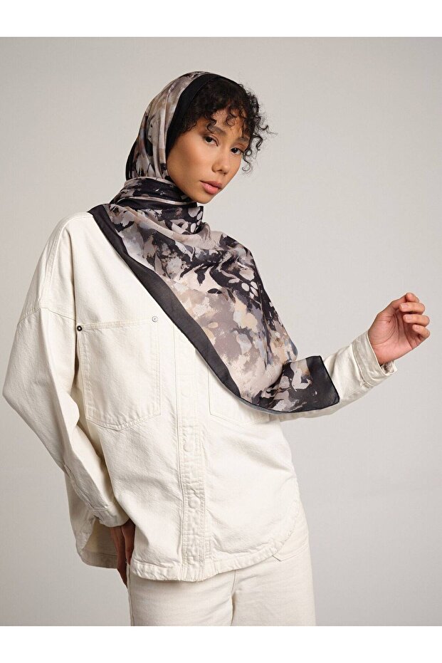 شال منقوش بورق التوموركوك من جانب واحد - أسود - 3