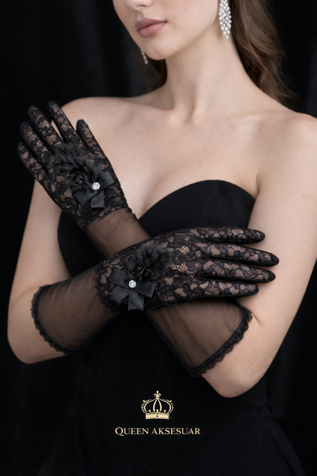 Black Lace Tulle Gloves with Feather and Stone Details, a Stylish Accessory for Evening Events.