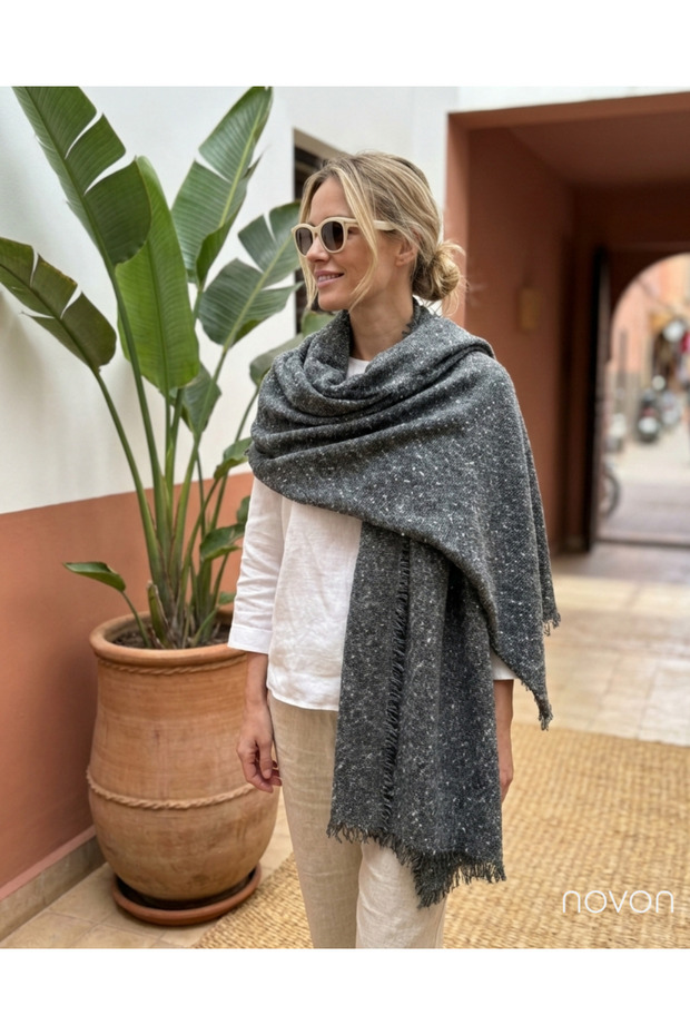 Ultra Premium Toscana Wool Blend Wool-Cotton Blend Shoulder Shawl (200 cm X 70 cm)