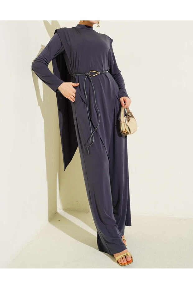 طقم ساندي مكون من قطعتين بحزام وتصميم غير متماثل - 3