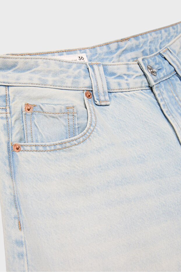 D80 Barrel Fit Jean - 8