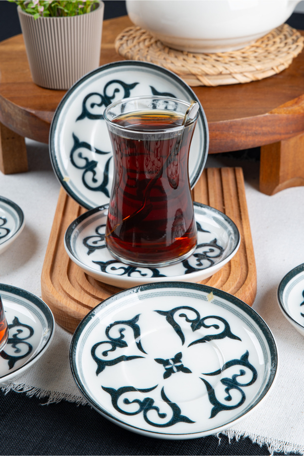 Ahenk 6-Piece Porcelain Tea Plate Set