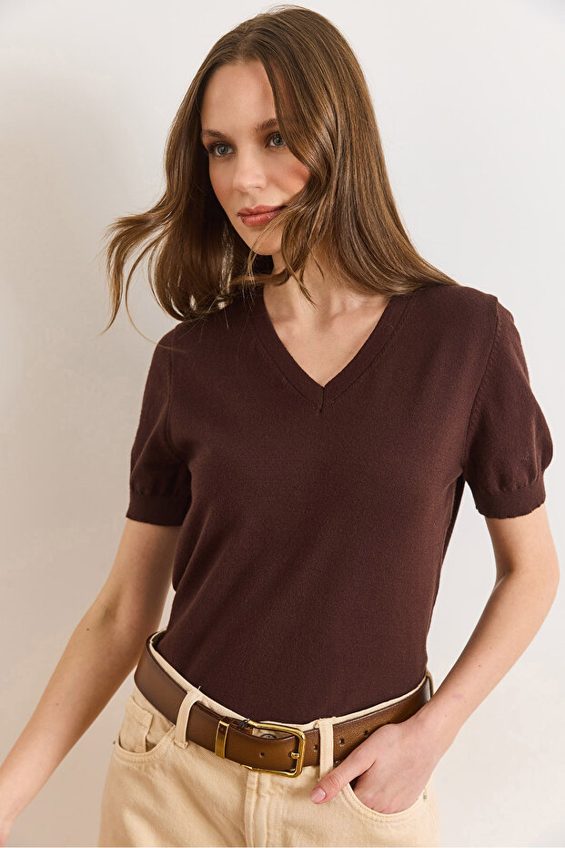 Women's Brown V-Neck Very Soft Textured Viscose Knitwear Blouse Blz-19003219