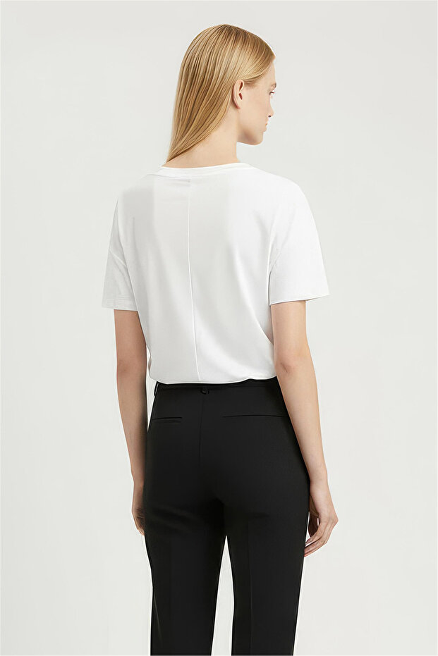 Ekru V-Yaka Tişört - 3